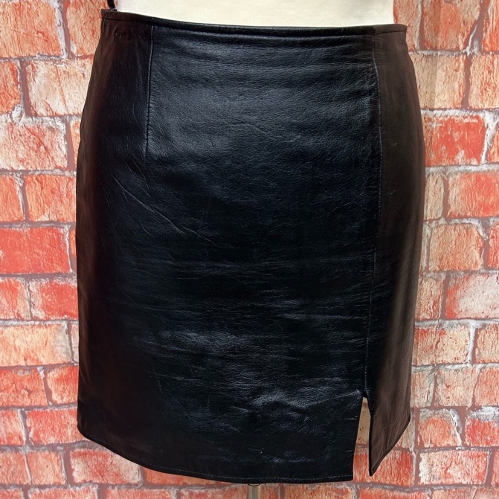 Genuine leather skirt